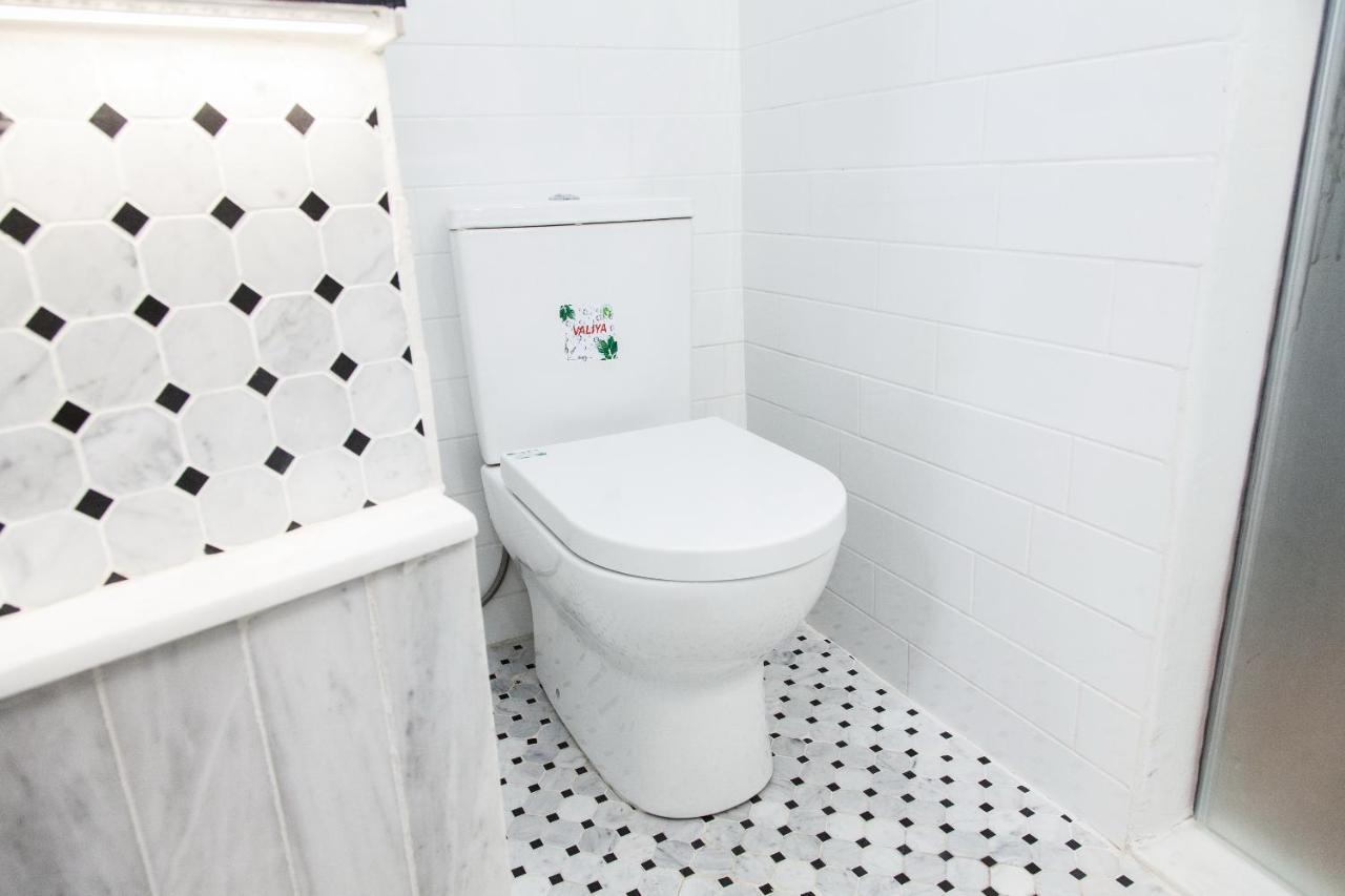 アテネGorgeous Penthouse With Private Jacuzzi And Amazing View!アパートメント エクステリア 写真