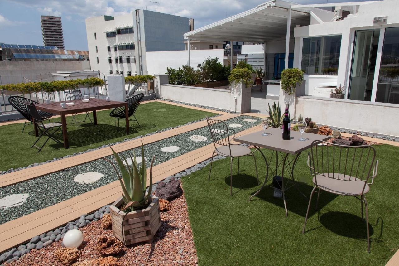 アテネGorgeous Penthouse With Private Jacuzzi And Amazing View!アパートメント エクステリア 写真